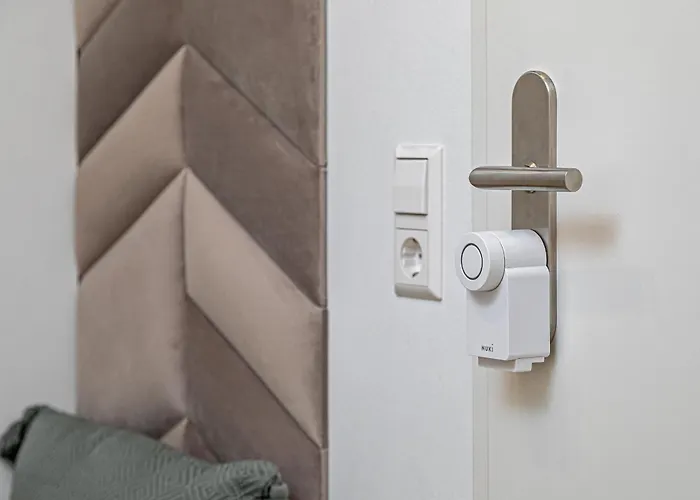 Ruhige 5 Sterne Naehe Altstadt *