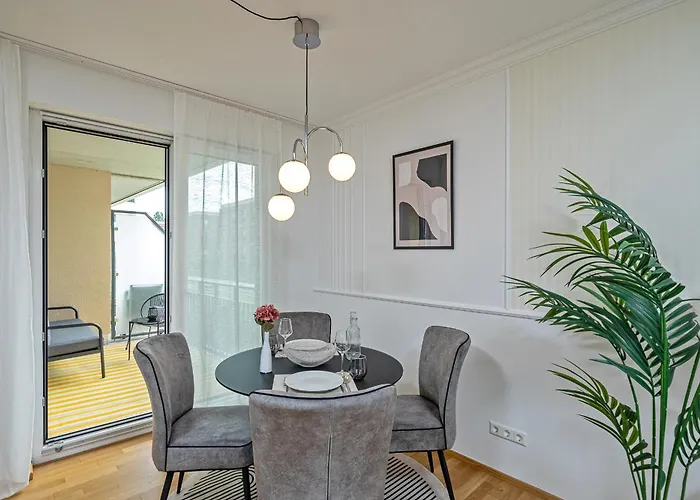 Ruhige 5 Sterne Naehe Altstadt *